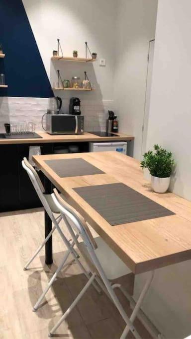 第戎Le Berlier 60M2 + Cour Privee - Centre Historique公寓 外观 照片